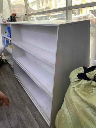 Продам мебель для бизнеса
