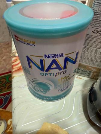 Продам смесь Nestle Nan 3