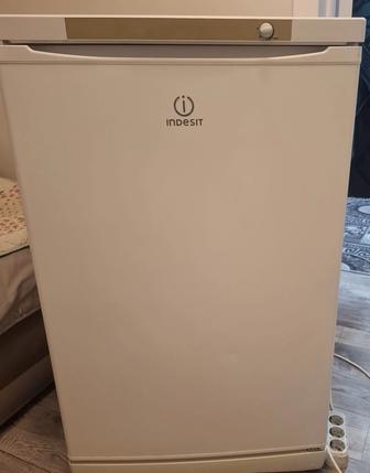 Продам морозильник в отличном состоянии)срочно)