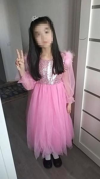 Нарядное платье