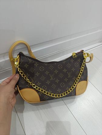 Сумка Louis Vuitton