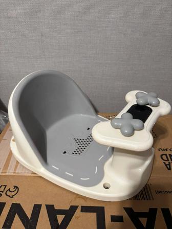 Продам детскую сидушку для ванны