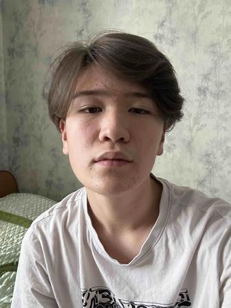 Официантом