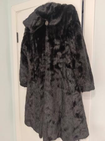 Шуба женская норковая,бу,44рр