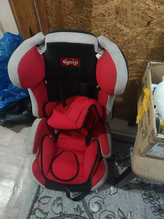 Авто кресло детский