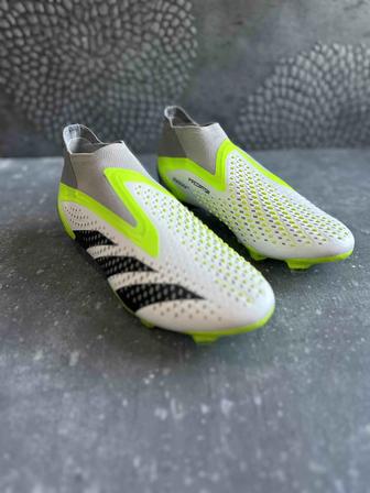 Оригинальные бутсы Adidas Predator