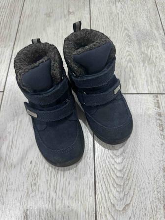Продам детские зимние ботинки!