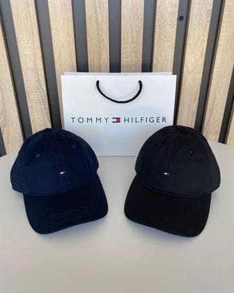 Бейсболки Tommy Hilfiger
