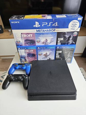 PlayStation 4 Slim 1Tb 3 игры в комплекте