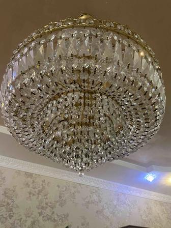 Люстра для гостиной