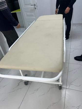 Каталка медицинская