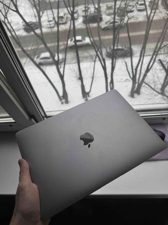 Apple MacBook Air M1