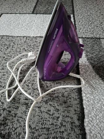 Продаеться утюг