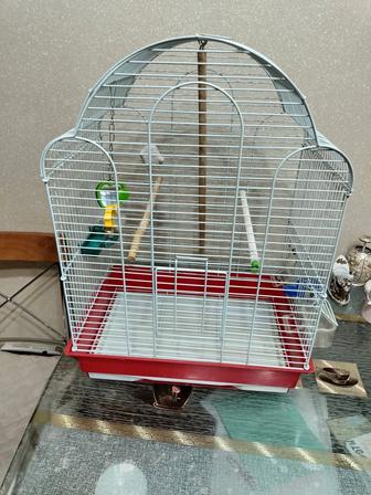 Продам клетку с аксессуарами для попугаев