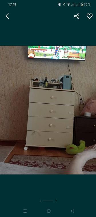 Продам пеленальный столик,состояние отличное,а подарок матрасик для него.