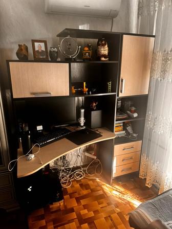 Продам рабочий стол