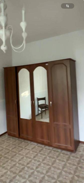 Шкаф