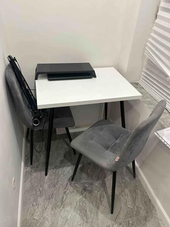 Продам стол