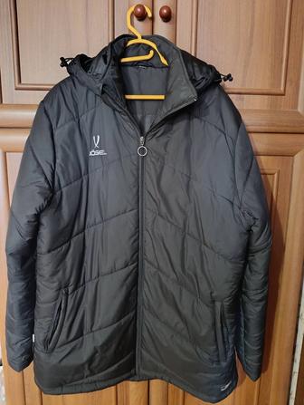 Продам спортивную куртку