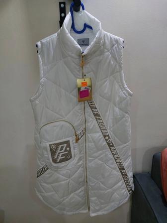 Продам куртку новую Турция