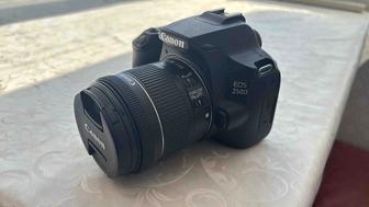 Продам фотоаппарат Canon eos250D