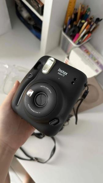 Продам instax mini