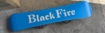 Продаю срочно сноуборд Black Fire Special в ростовке 130 см.