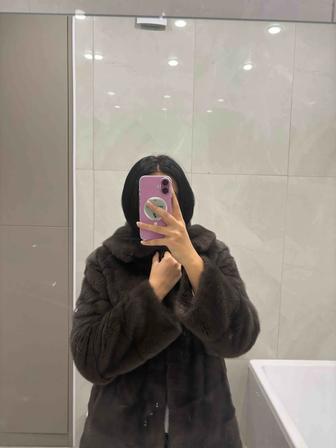 Женская норковая шуба