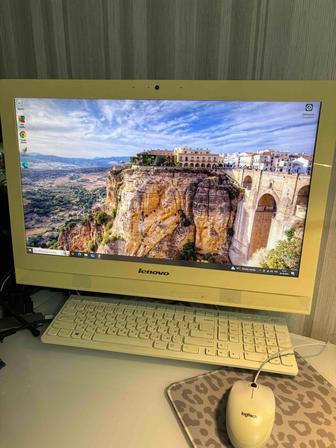 Продам моноблок Lenovo C40-30 (2015) рабочий, полностью очищен