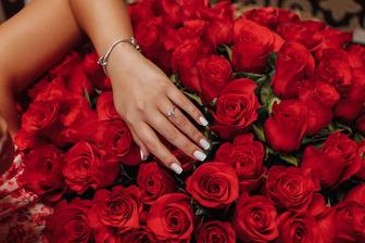 Маникюр педикюр шугаринг выезд на дом