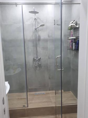 Продам душевую кабину б/у