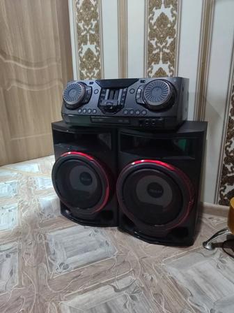 Колонки LG CL87