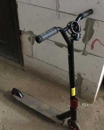 Продам трюковой самокат