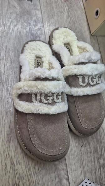 UGC мягкие зимние тапочки