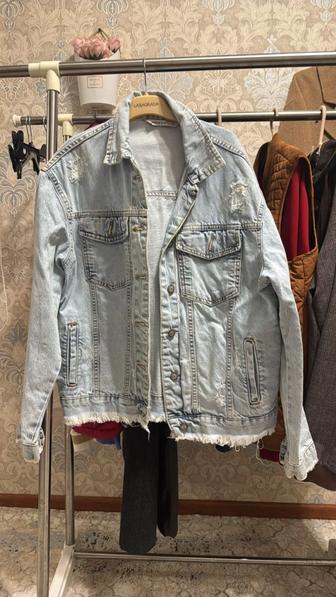 Куртка джинсовая