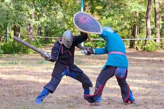 Ведем набор группы на тренировки по СМБ(современный мечевой бой) .