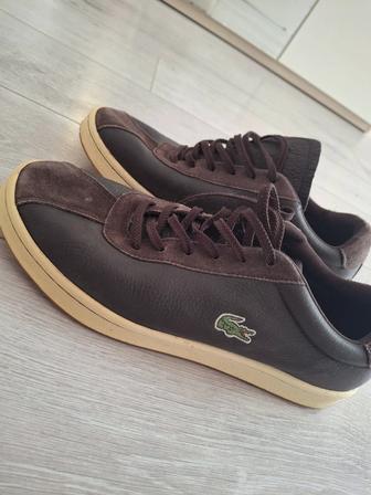 Продам кожаные , оригинальные кроссовки LACOSTE