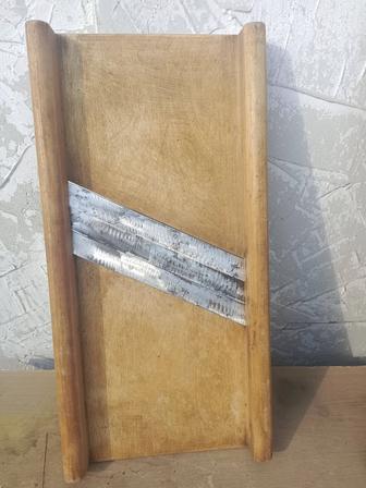 Продам доску для шинковки капусты.