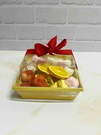 Сублимированные фрукты и мороженое