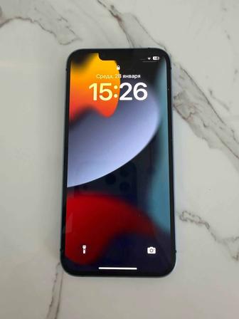 Продам IPhone 13