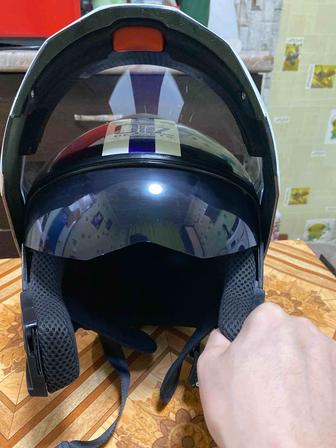 Продам шлем для мотоцикла