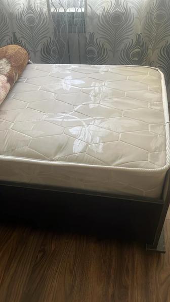 Продам кровать