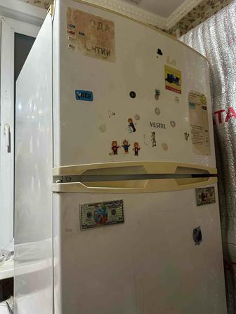 Продам холодильник бу