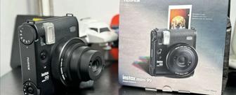 Продам фотокамеру моментальной печати Fujifilm instax mini 99 черный
