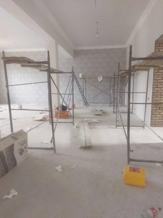 Делаем внутреннею отделку обои шпаклевка покраска галтели