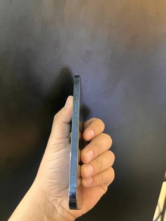 Продам телефон