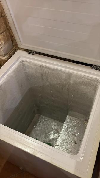 Продам морозильную камеру