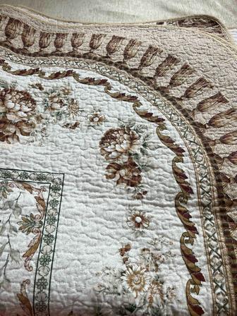 Продам покрывало б/у