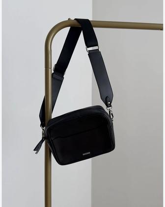 ПРОДАМ кожаную сумку