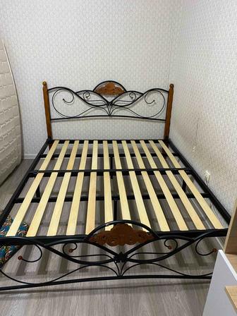 Продам кровать